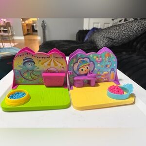 Gabby's Dollhouse Bundle w/ MerCat Seaside
Spa Playset with Toy Figure